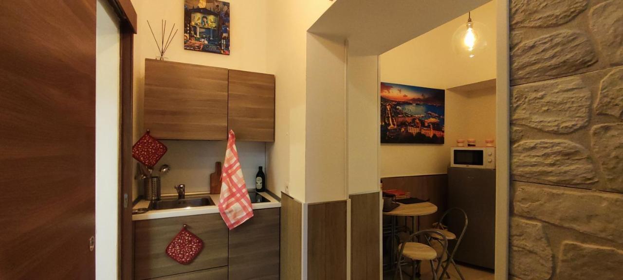 Napuletanata Apartment Наполи Екстериор снимка